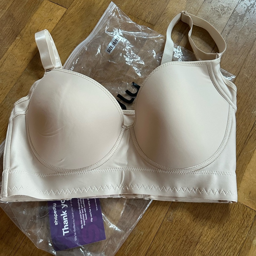 Wireless Shapedly push up bra- size 38 DD/38 E- NWT (original bag) never worn